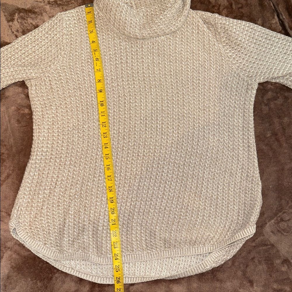 Eight Eight turtleneck - Picture 6 of 6